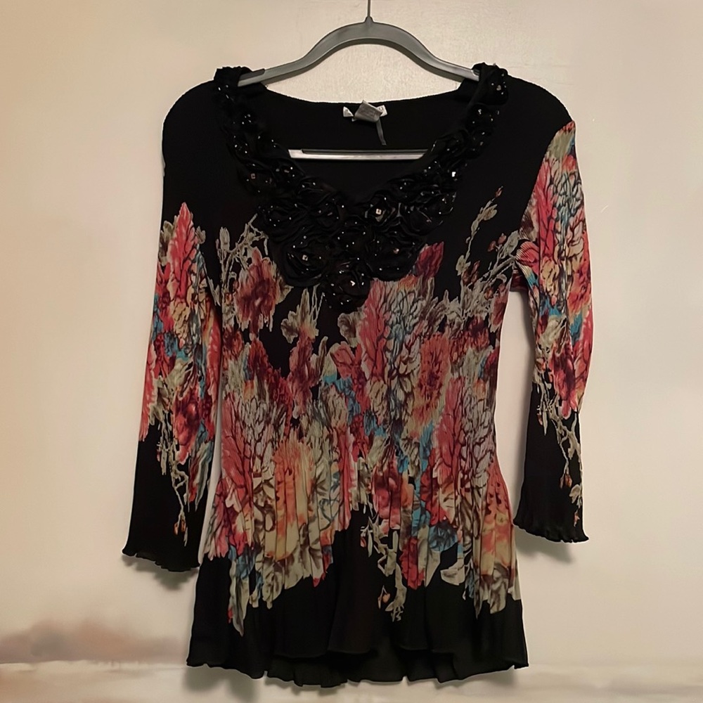 Alberto Makali-Dressy Black Floral Blouse